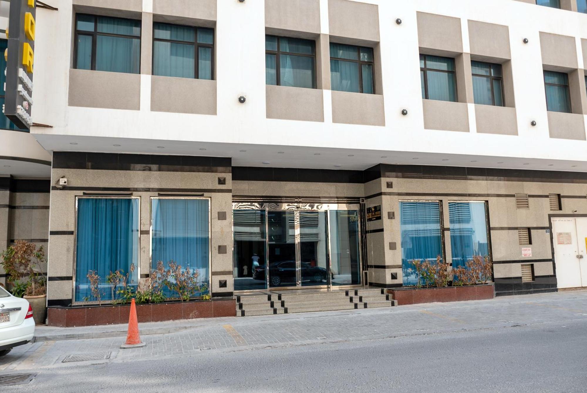 Excelsior Luxury Apartments Manama Exterior photo